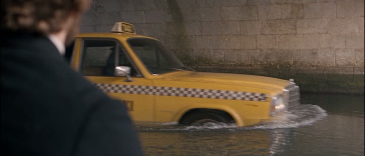 A Taxi Sails Into the Nineteenth Century